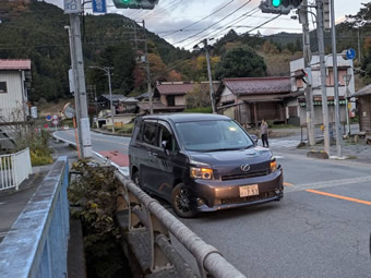事故車買取事例：トヨタ・ヴォクシー（全国ネットワークによる引き取り）